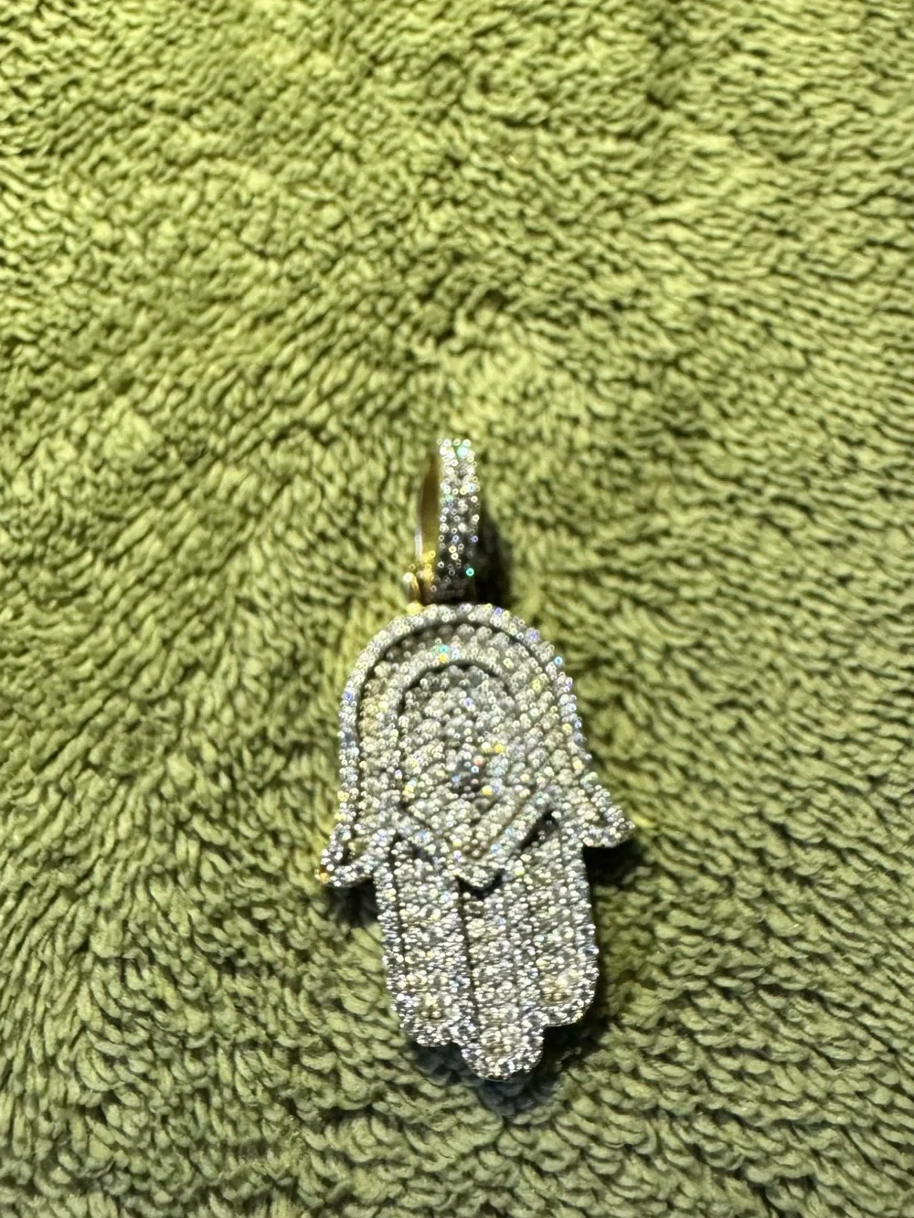 3Ct Round Cut VVS1 D Diamond Hamsa Pendant – 14K Yellow Gold Finish